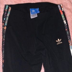 Adidas leggings
